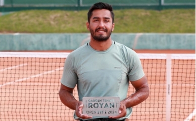Milli para tenisi Ahmet Kaplan, Fransa'da ampiyon