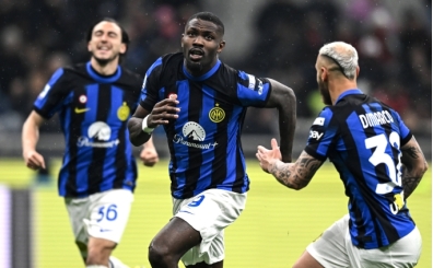 Inter, derbiyle ampiyonluunu ilan etti!