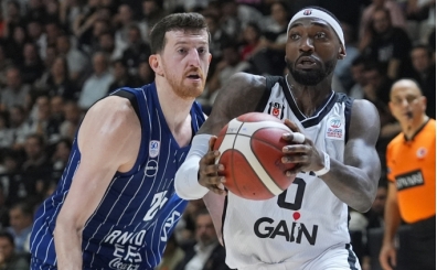 Beşiktaş Gain, Anadolu Efes'i yıktı ve serisini sürdürdü!