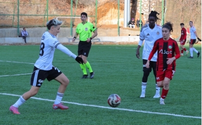 Beşiktaş Kadın Futbol Takımı, deplasmanda Yüksekovaspor'a yenildi
