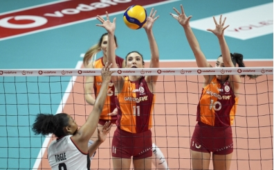 Voleybol derbisinde Galatasaray Daikin, Beşiktaş'a set vermedi!