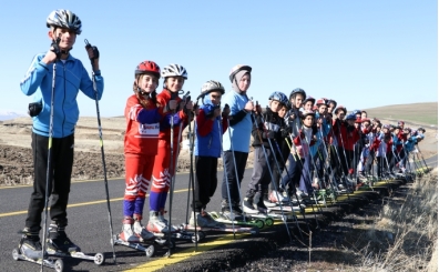 Kayakl� ko�u sporcular�n�n 'kar beklentisi'