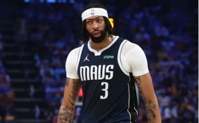 Hawks, Anthony Davis hamlesi yerine daha m�tevaz� bir takas� tercih ediyor