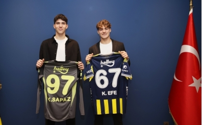 Fenerbahçe'de iki gençle profesyonel imza!