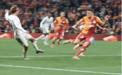 Samsunspor'dan G.Saray'a yanıt: 'Bu da mı penaltı değil?!'