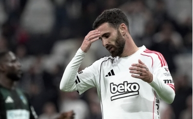 Rafa Silva, maç kadrosunda yok!