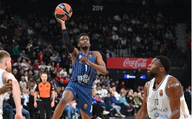 CANLI: Anadolu Efes - Dubai Basketbol