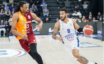 Anadolu Efes, ligde galibiyeti hat�rlad�!