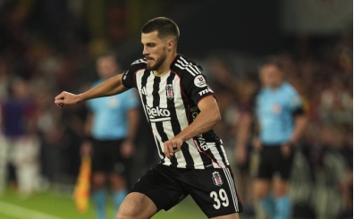 David Jurasek, Slavia Prag ile g�r���yor