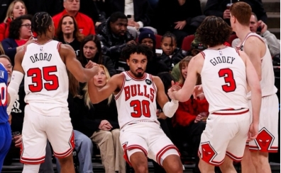 NBA'de Bulls'tan m�thi� geri d�n��, Celtics'ten 140 say�