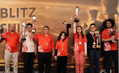 Gen� satran���lardan 4 d�nya �ampiyonlu�u