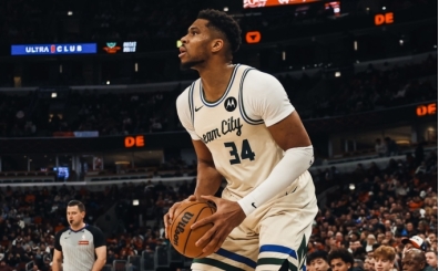 Bucks, 'zorlay�c� bir talep' olmadan Giannis'i takas etmeyecek