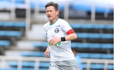 58 ya��ndaki Japon futbolcu Miura'dan yeni s�zle�me!