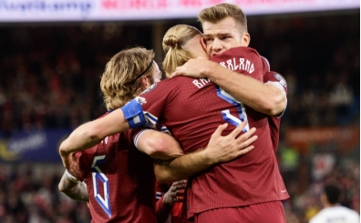 Srloth ve Haaland, 12 dakikada Estonya'y datt!