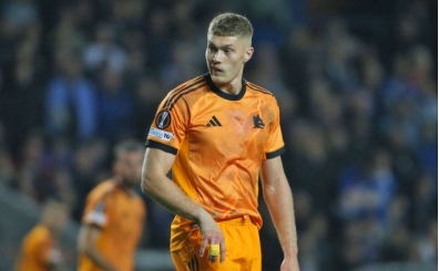 Fenerbah�e'ye iki yeni golc�: ��te adaylar