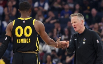 Kerr'den, oynatmadığı Jonathan Kuminga'ya mesaj