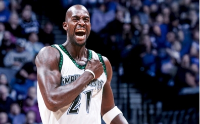 Kevin Garnett, Wolves ile resmen bar��t�; formas� emekli edilecek!