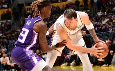 Luka ve LeBron toplam 58 att�, Lakers'�n yenilgi serisi sona erdi