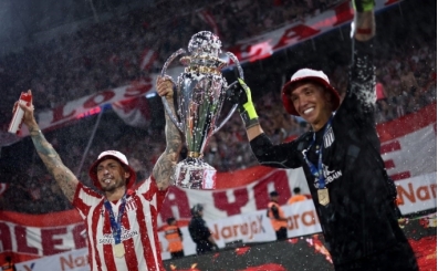 Arjantin'de �ampiyonlar�n kap��mas�