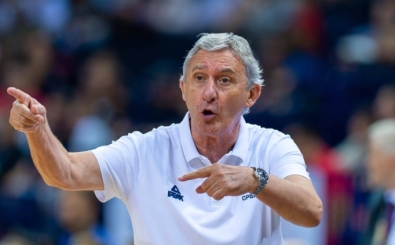 Bayern M�nih, Svetislav Pesic'i geri getirmenin pe�inde