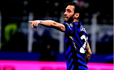 Hakan �alhano�lu sava�� ba�lad�: Inter ve Galatasaray!