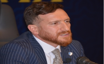 Ahmet Dal: 'Galibiyetlerimize kimse g�lge d���remez, m�saade etmeyiz'