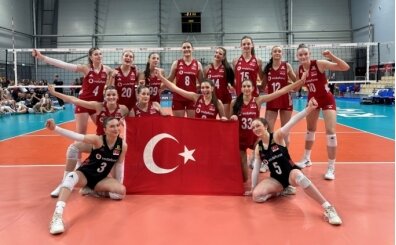 U18 Kadın Milliler, Letonya'yı set vermeden geçti!