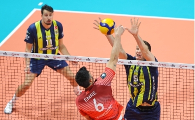 Fenerbah�e Medicana, �stanbul Gen�lik'e ma�lup!