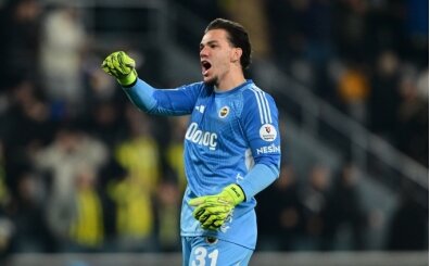 Ederson, ge�en y�l�n izlerini siliyor!