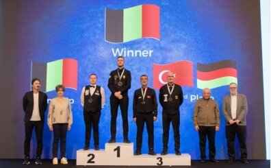 Milli bilardocu Tayfun Ta�demir bronz madalya kazand�