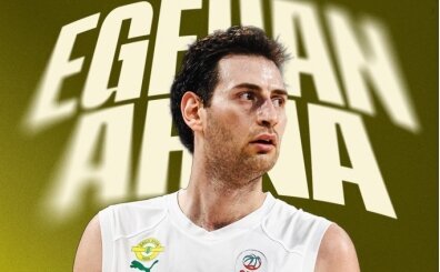 Safiport Erokspor Erkek Basketbol Takımı'nda Egehan Arna'nın sözleşmesi uzatıldı