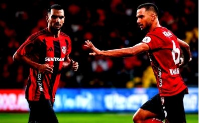 Trabzonspor, 2+1 y�ll�k s�zle�meyi imzalatt�