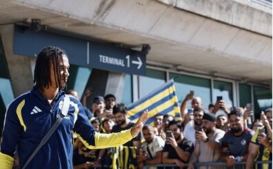 Fenerbah�e kafilesi Lyon'a geldi