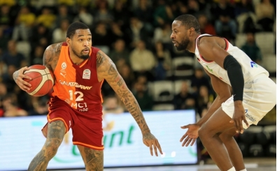 Galatasaray, Manisa'ya kaybetti