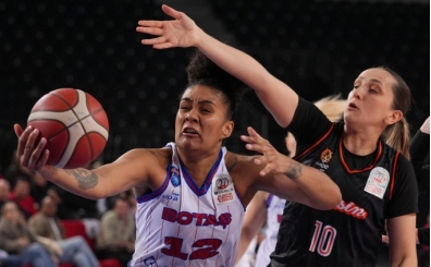 �imsa �BK Mersin son nefeste yar� finalde