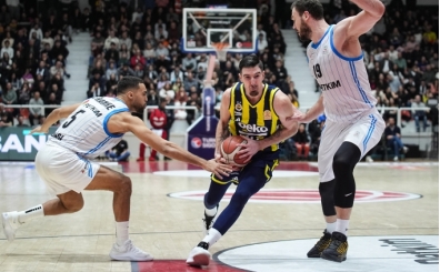 Fenerbah�e Beko, Alia�a deplasman�ndan lider d�nd�