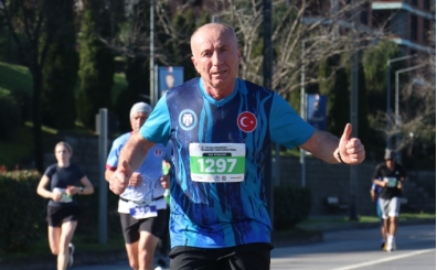Vak�fBank 46. Uluslararas� Trabzon Yar� Maratonu veteranlar�n ilgi oda�� oldu