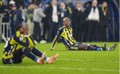 3 sezondur ayn� senaryo