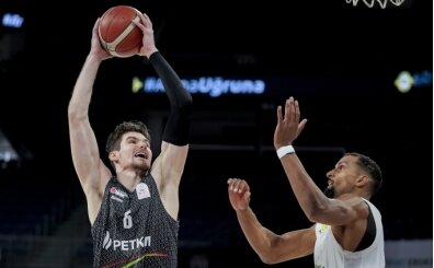 Safiport Erokspor, Alia�a Petkimspor'u  74-57 ile ge�ti