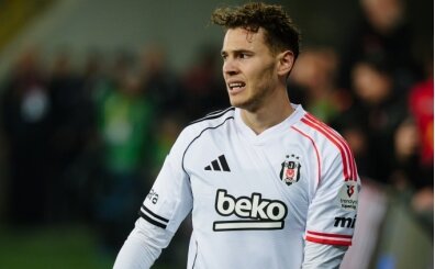 Be�ikta�'ta Asllani y�ld�zla�t�!