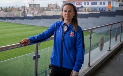 Arzu Karabulut: 'Futboldan sonra hedefim genç kızlar yetiştirmek'