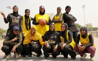 Nijerya'daki kad�n amat�r basketbol tak�m�, hayallerine kap� a��yor
