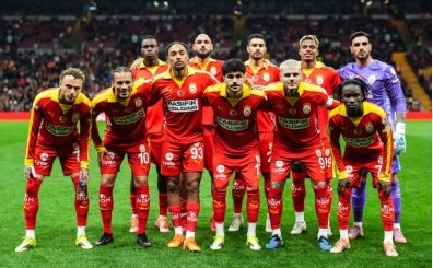 Galatasaray'da vedalar� duyurdu