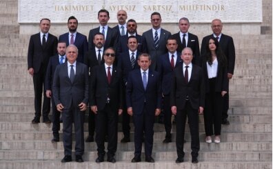 Galatasaray Kul�b�nden An�tkabir'e ziyaret