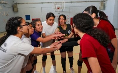 Yetenek sınavıyla öğrenci alan lise spor altyapısına katkı sunuyor