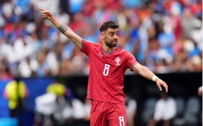 Bruno Fernandes'ten Manchester United'a ret!