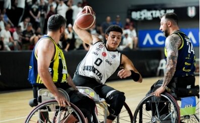 Beşiktaş, Fenerbahçe'yi yenerek final serisinde durumu eşitledi