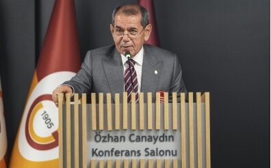 Galatasaray tribünlerden Dursun Özbek'e tepki