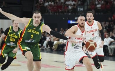 Milliler, İzlanda deplasmanında