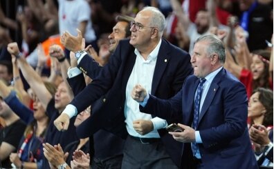 Mehmet Akif �st�nda�: 'T�rkiye'de i� aramas�n'